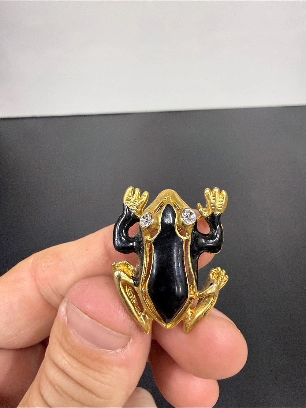 Vintage Black Enamel Frog Brooch Gold Tone Rhinestone Animal Pin
